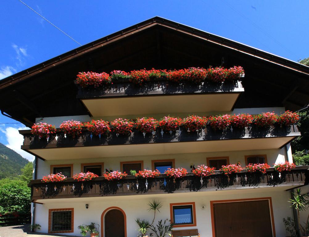 Tannerhof Bed & Breakfast Caines Экстерьер фото